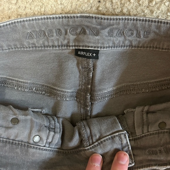 AE AIRFLEX + ATHLETIC FIT JEAN - Picture 3 of 4